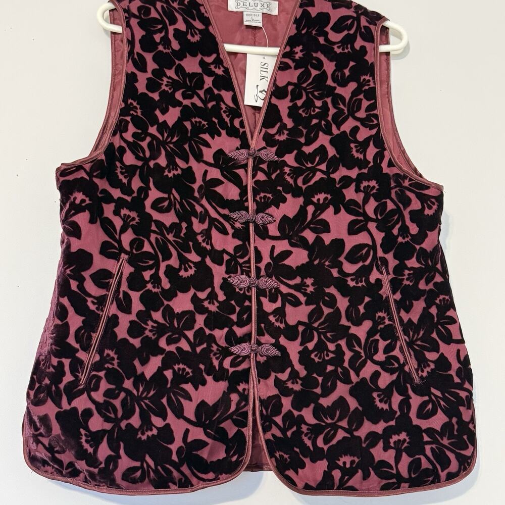 Deluxe 100% Silk Burgundy Floral Vest Women’s L Lily Pattern Size L NWT - Picture 2 of 7